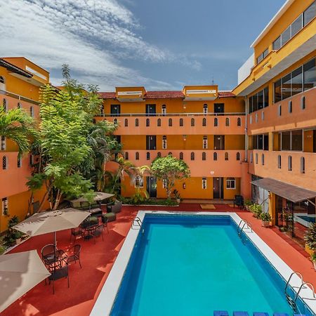 Hotel Plaza Mirador, 시우다드 델 카르멘 외부 사진